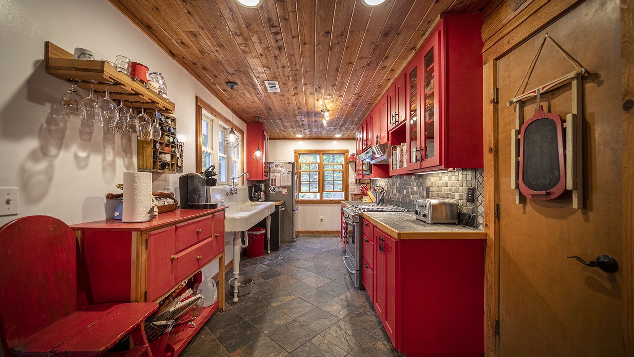 Photo of Kitchen in Huddleston