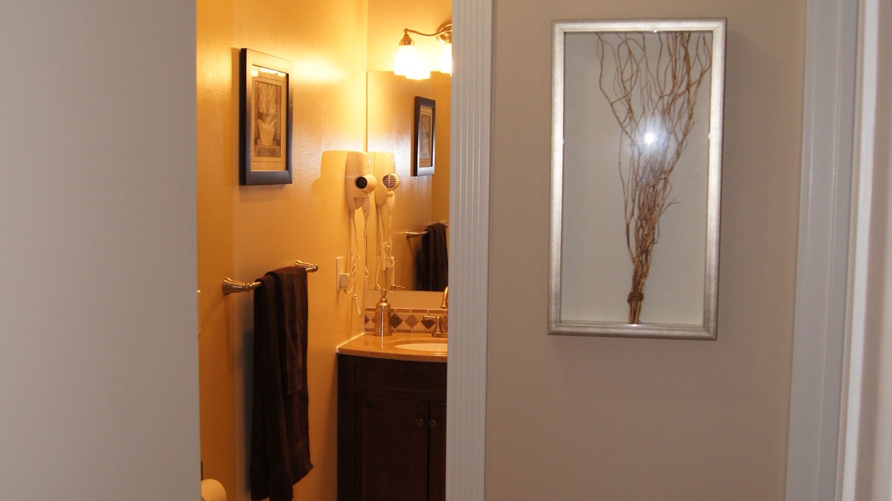 Photo of Bathroom in Sherman Heights