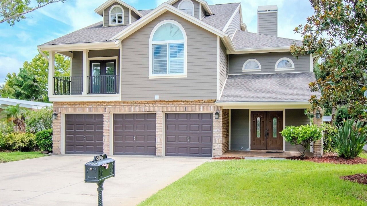 Photo of Outdoor in Lake Tarpon Estates