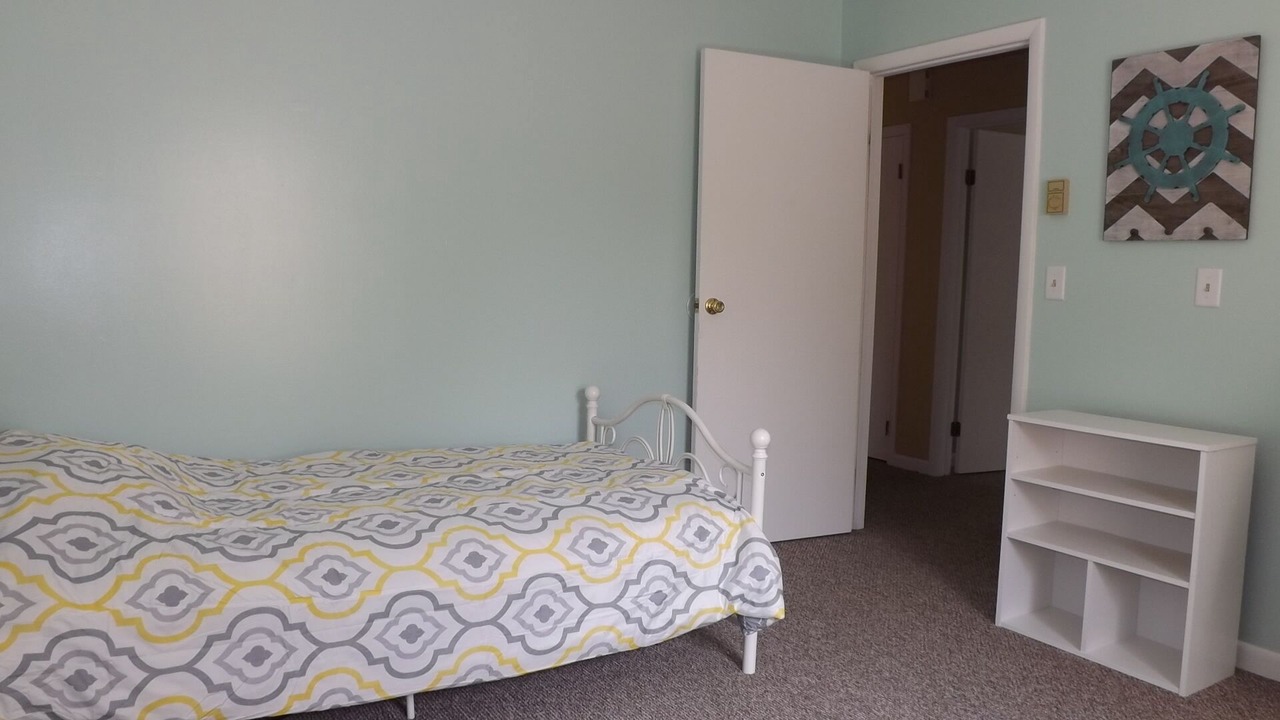 Photo of Bedroom in Town of Torrey