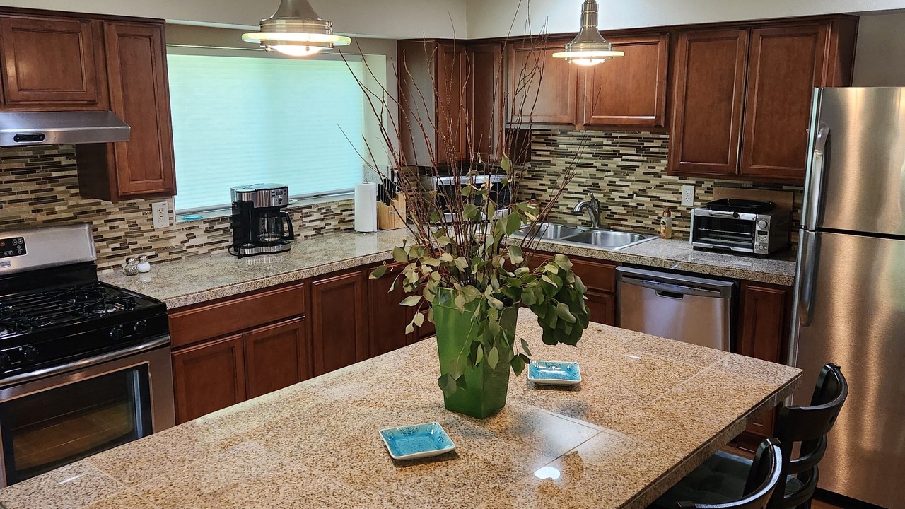Photo of Kitchen in Lake Morton-Berrydale