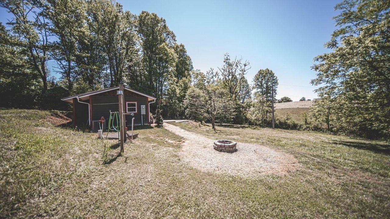 Photo of Outdoor in Pisgah Forest