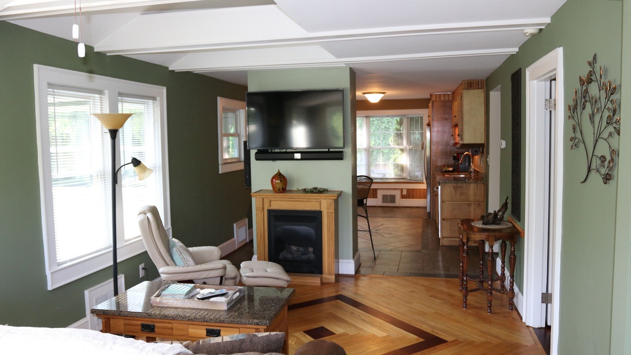 Photo of Livingroom in Asheville