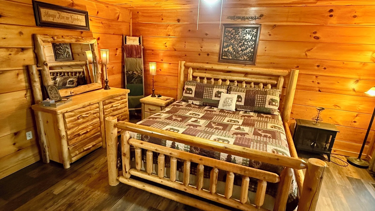 Photo of Bedroom in Caton
