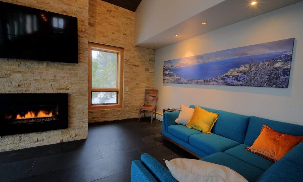 Photo of Livingroom in South Lake Tahoe