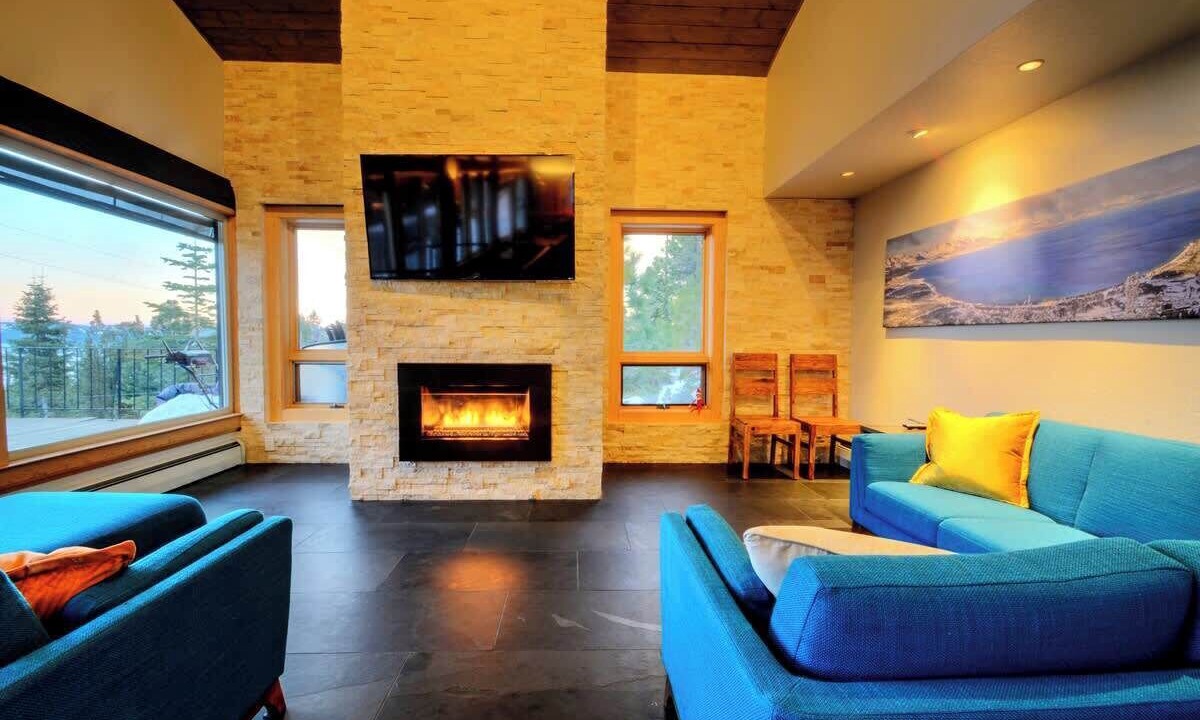 Photo of Livingroom in South Lake Tahoe
