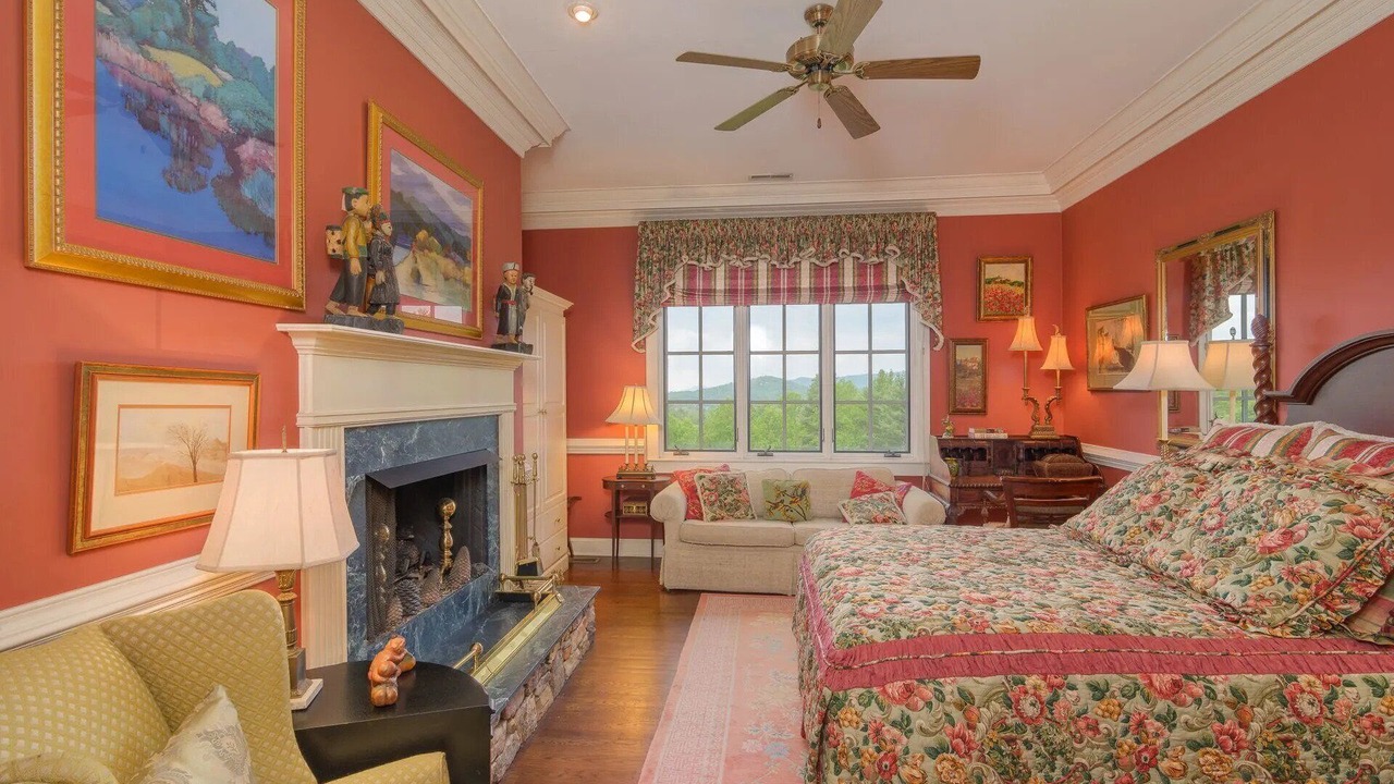 Photo of Bedroom in Fairview