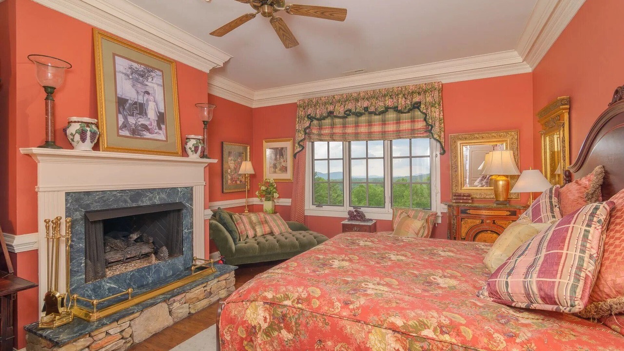 Photo of Bedroom in Fairview