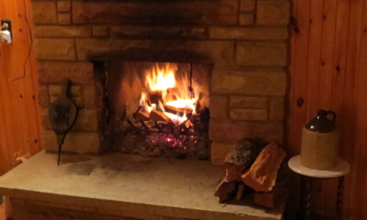 Photo of Livingroom in Tidioute