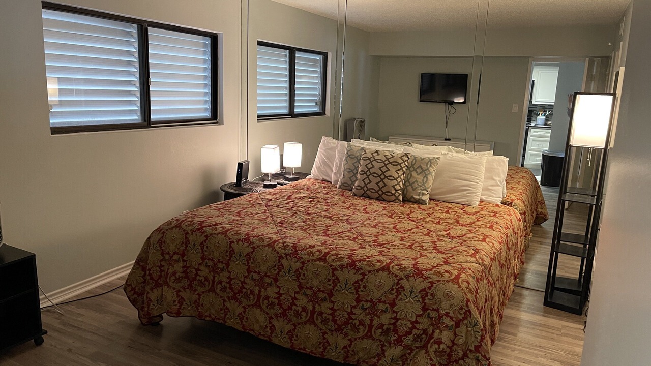 Photo of Bedroom in Galveston