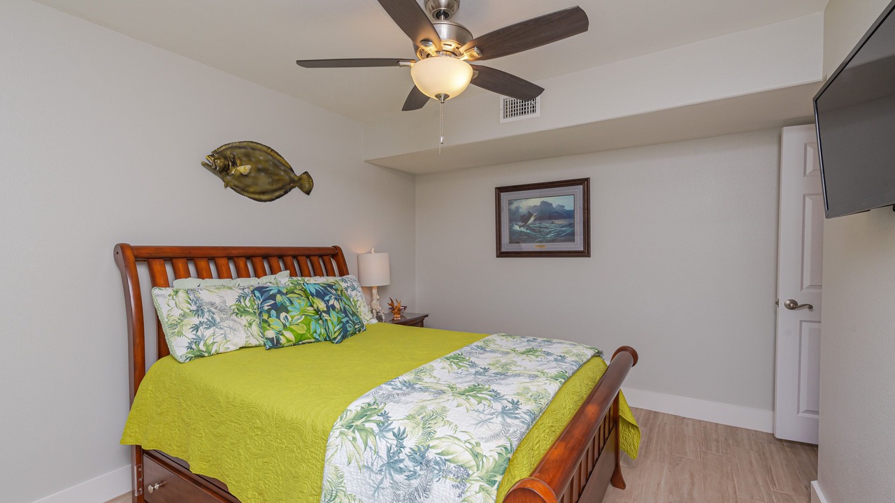 Photo of Bedroom in City-by-the Sea