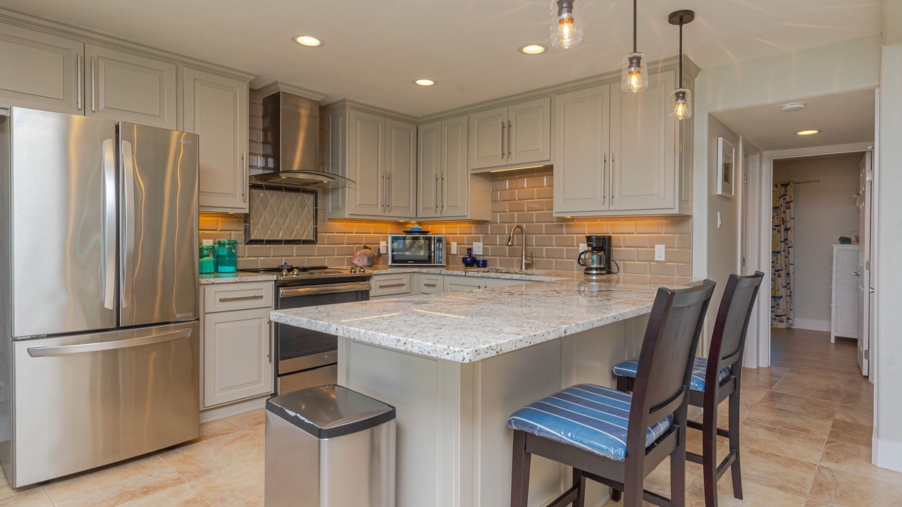 Photo of Kitchen in City-by-the Sea