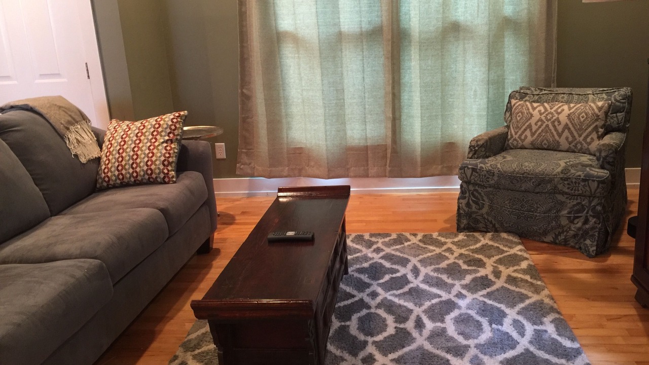 Photo of Livingroom in Starr Hill