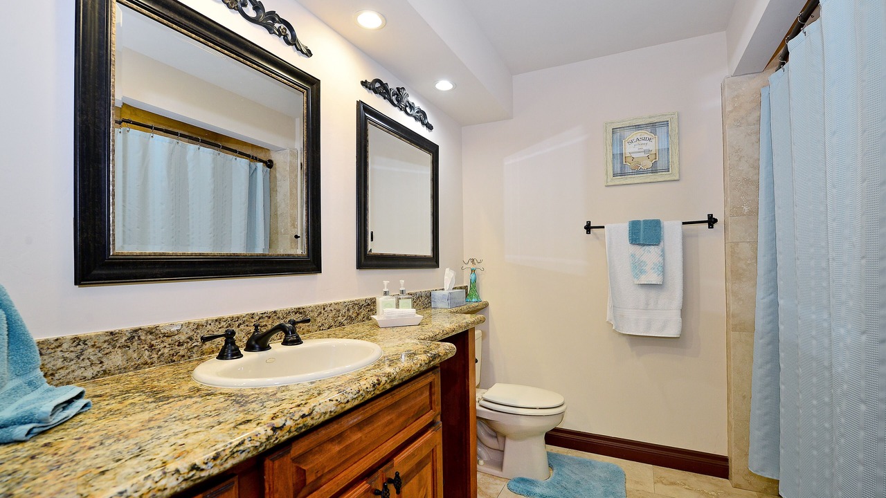 Photo of Bathroom in La Playa