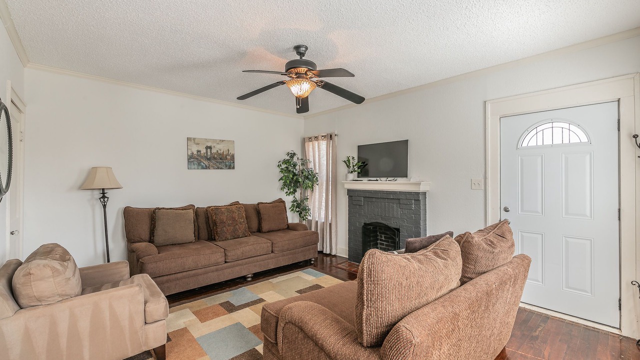 Photo of Livingroom in Fort Worth Cultural District
