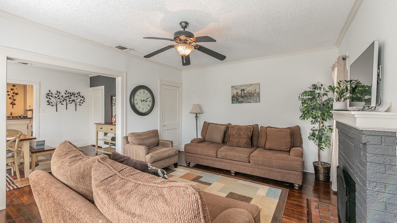 Photo of Livingroom in Fort Worth Cultural District