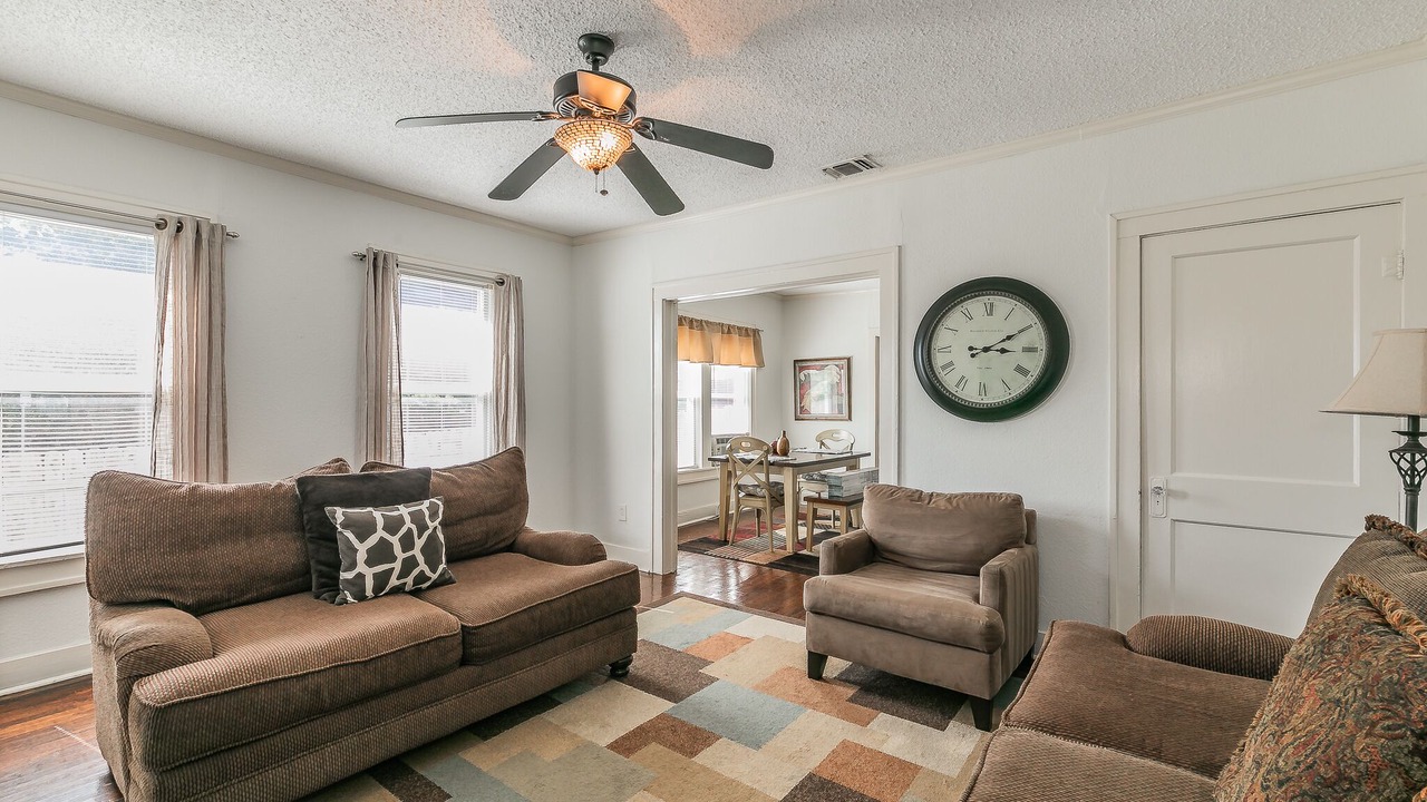 Photo of Livingroom in Fort Worth Cultural District