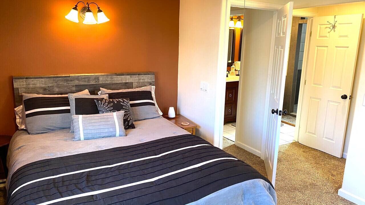 Photo of Bedroom in Carbondale