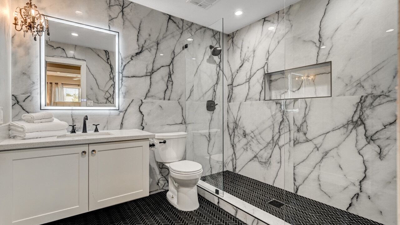 Photo of Bathroom in Rancho Oakey