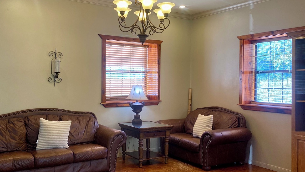 Photo of Livingroom in Palestine