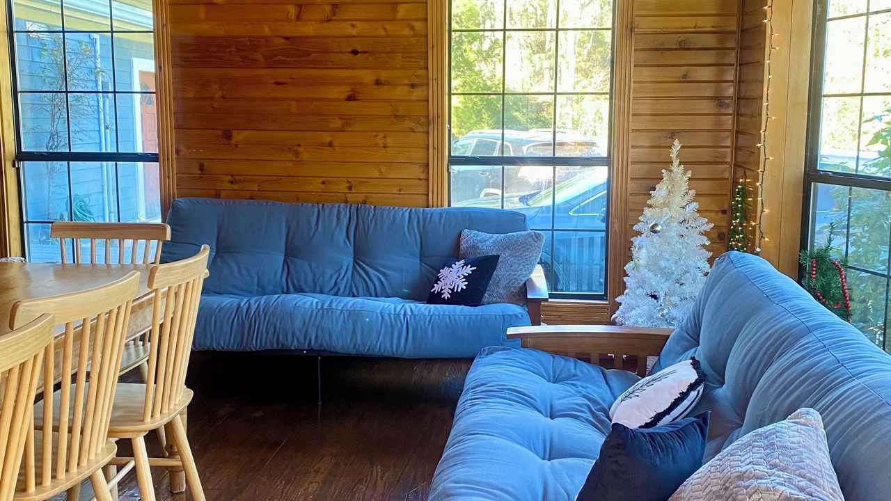 Photo of Livingroom in Palestine