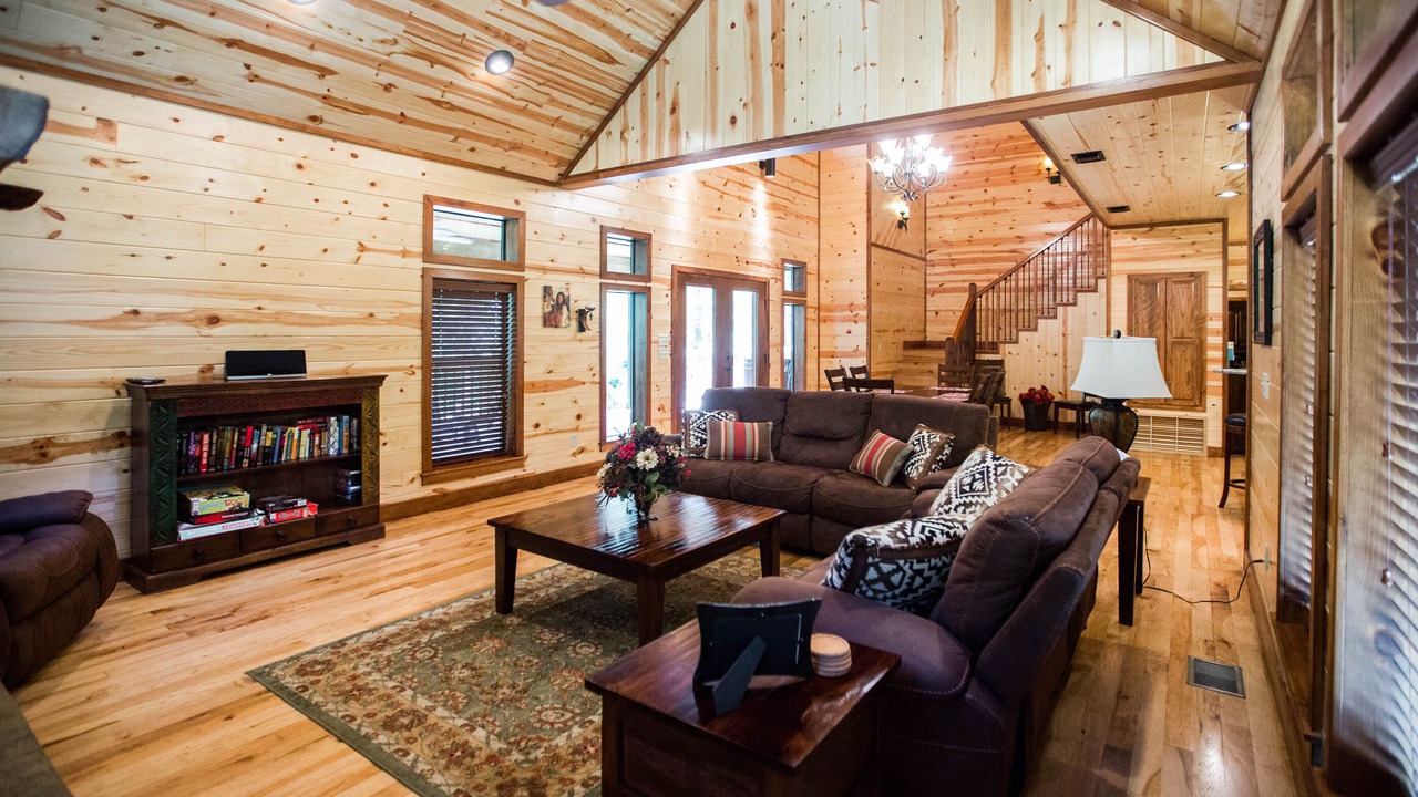 Photo of Livingroom in Broken Bow