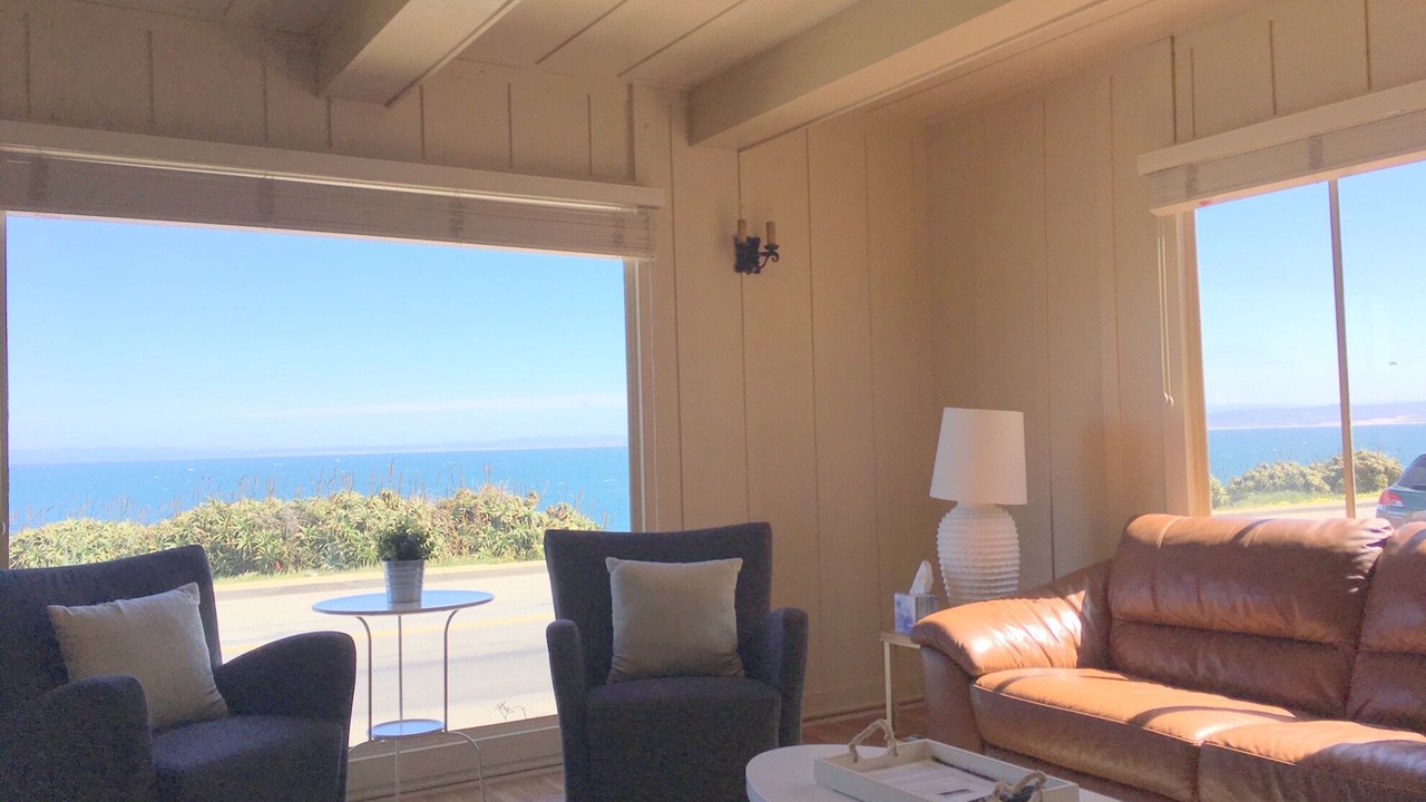 Photo of Livingroom in Pacific Grove