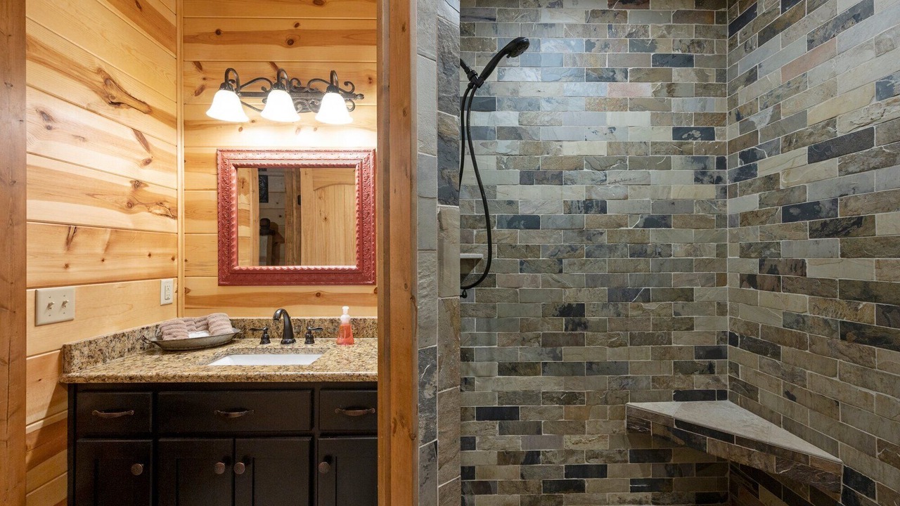 Photo of Bathroom in Broken Bow