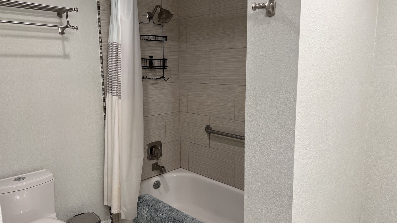 Photo of Bathroom in Townsite