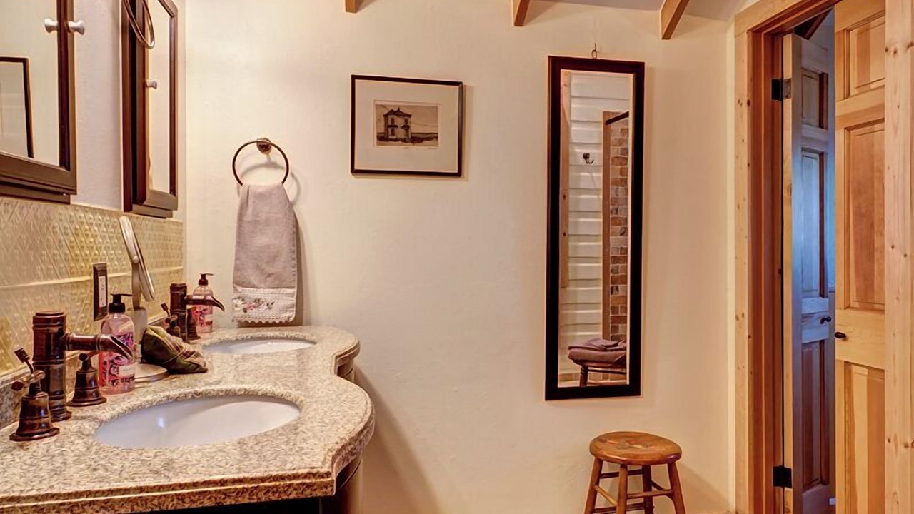 Photo of Bathroom in Manitou Springs