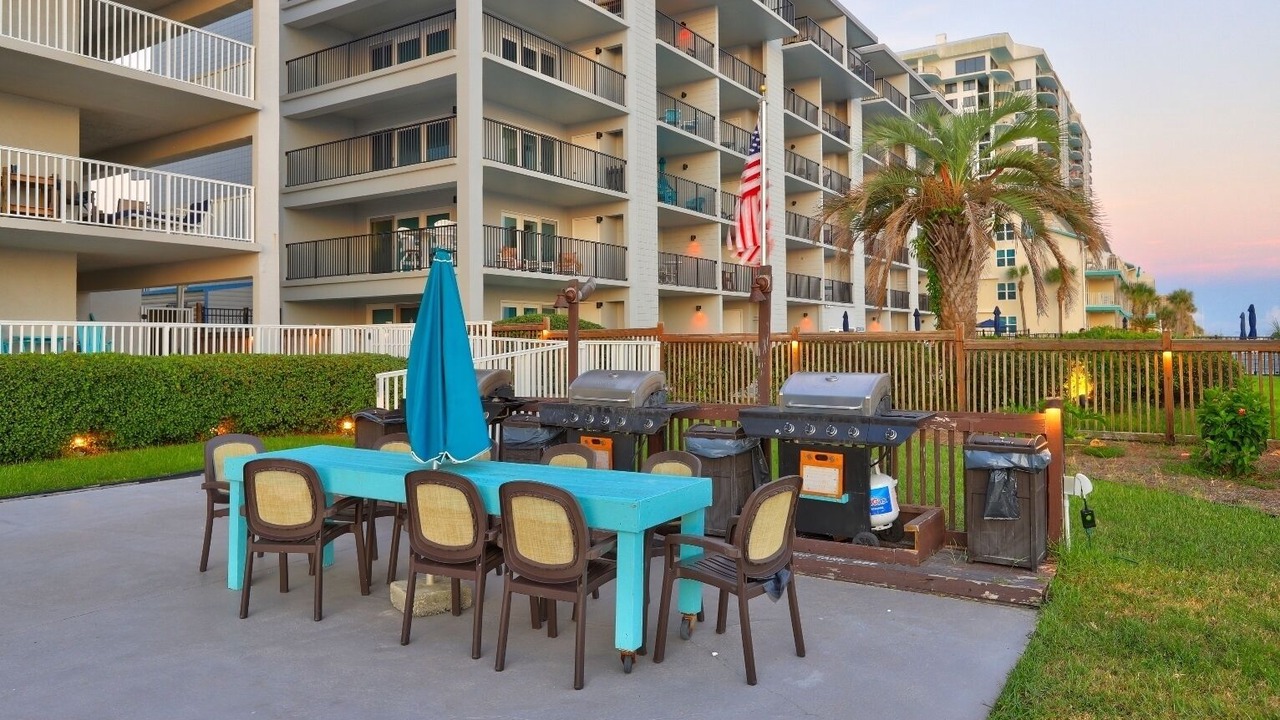 Photo of Others in Bel Air