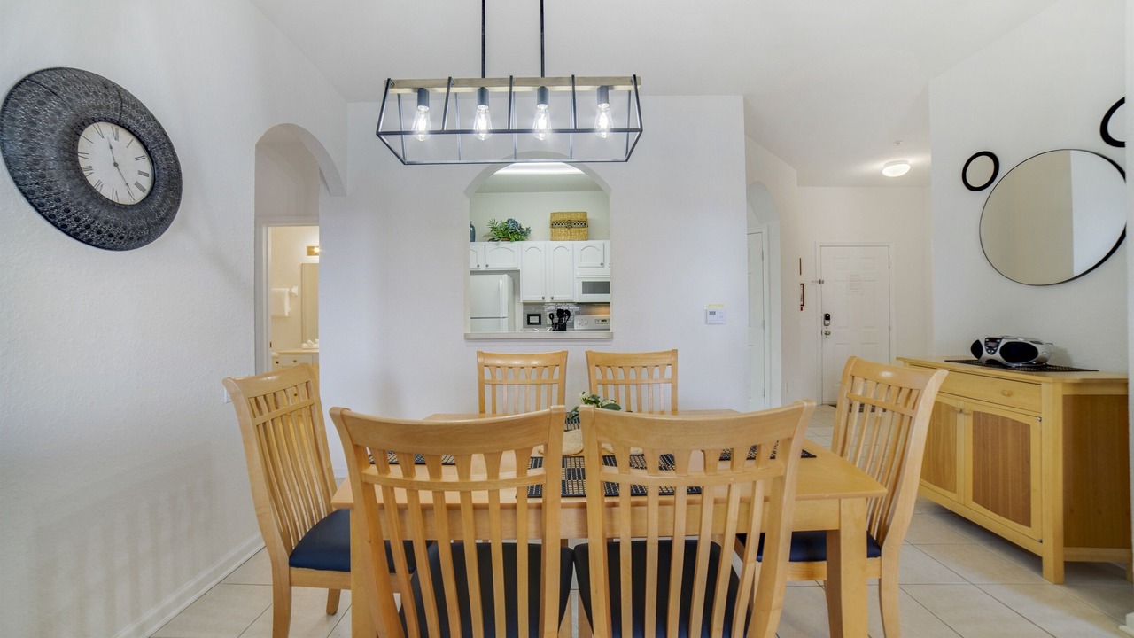 Photo of Livingroom in Windsor Hills