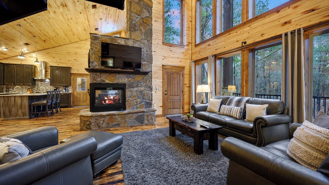 Photo of Livingroom in Hochatown
