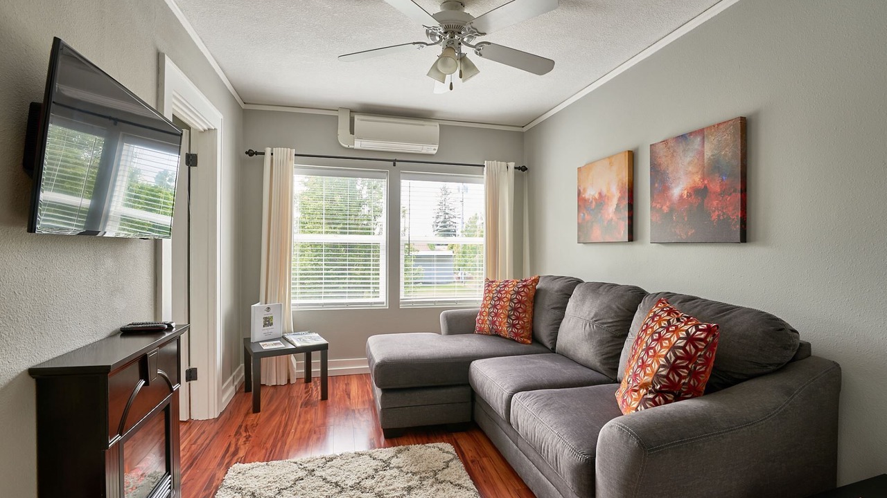 Photo of Livingroom in Newberg