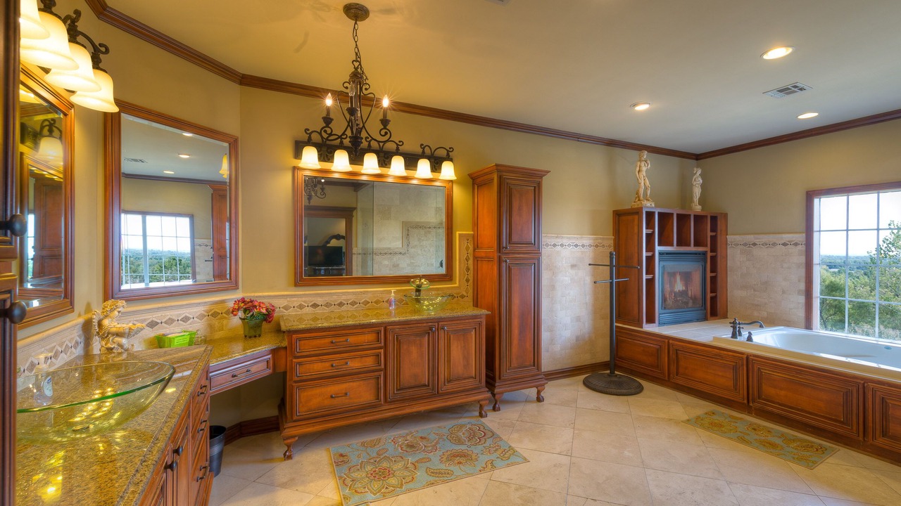 Photo of Livingroom in South Tulsa