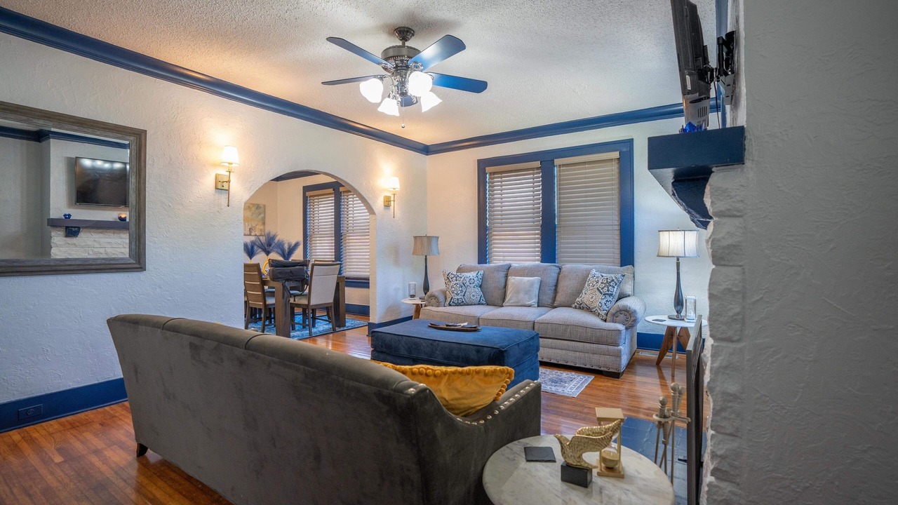 Photo of Livingroom in Memphis