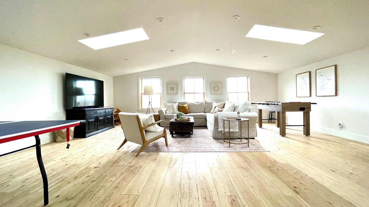 Photo of Livingroom in Queen Anne
