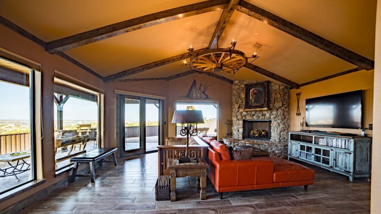 Photo of Livingroom in Canyon