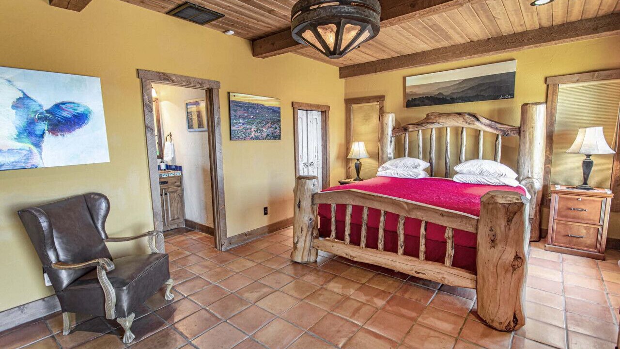 Photo of Bedroom in Canyon