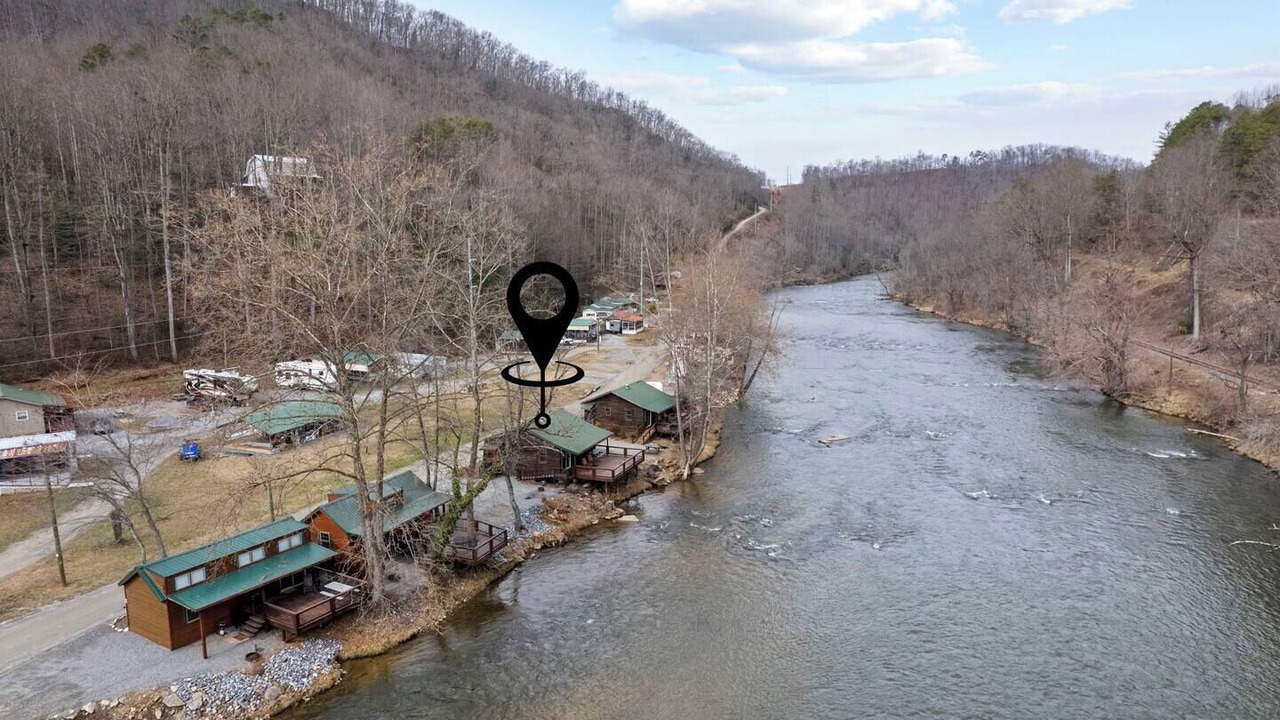 Photo of Others in Dillsboro