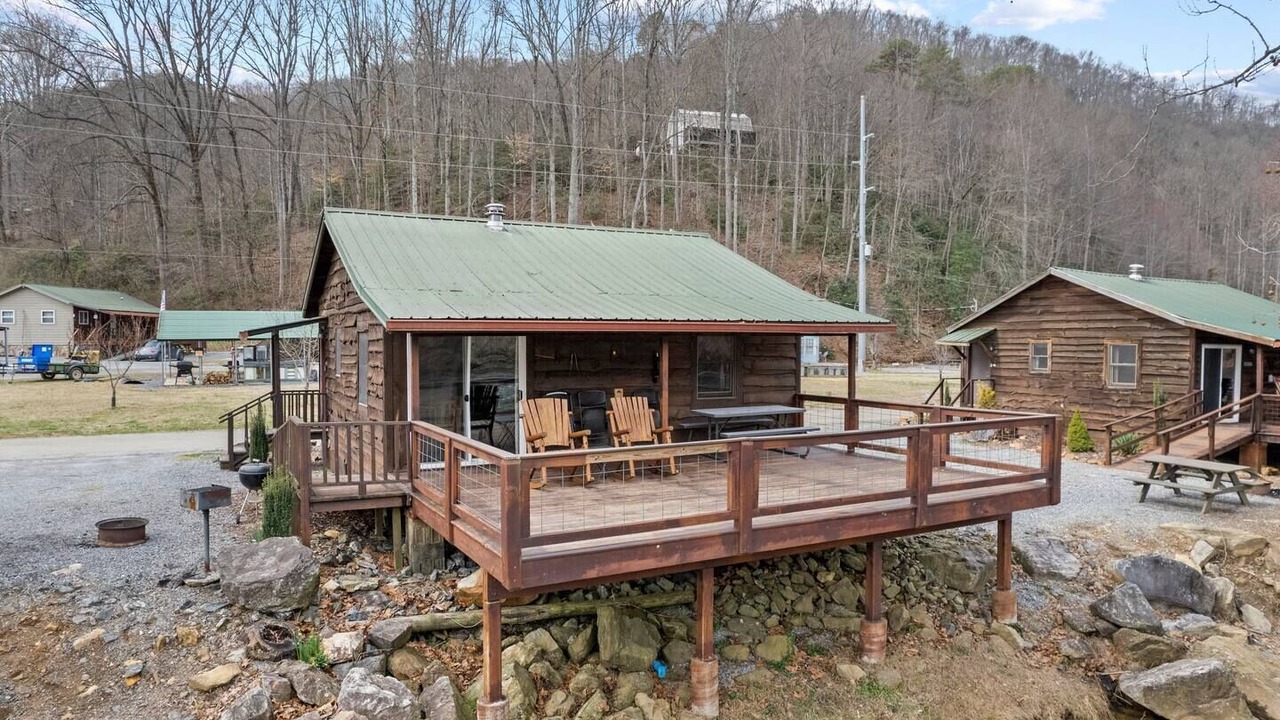 Photo of Patio Balcony in Dillsboro