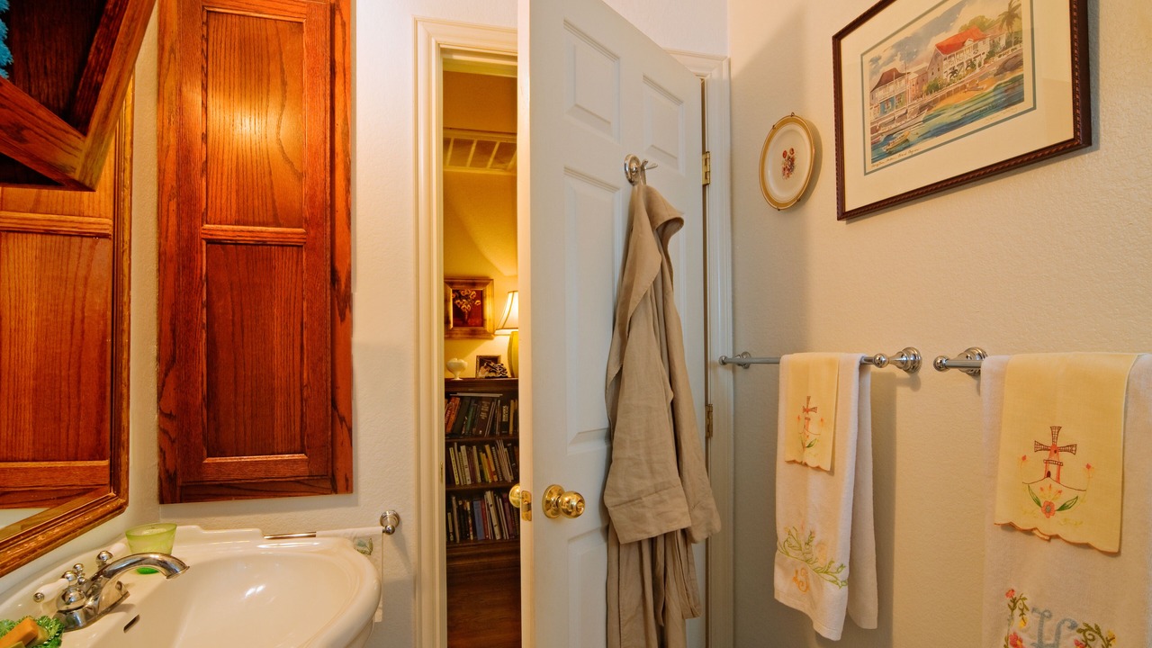 Photo of Bathroom in Manchaca