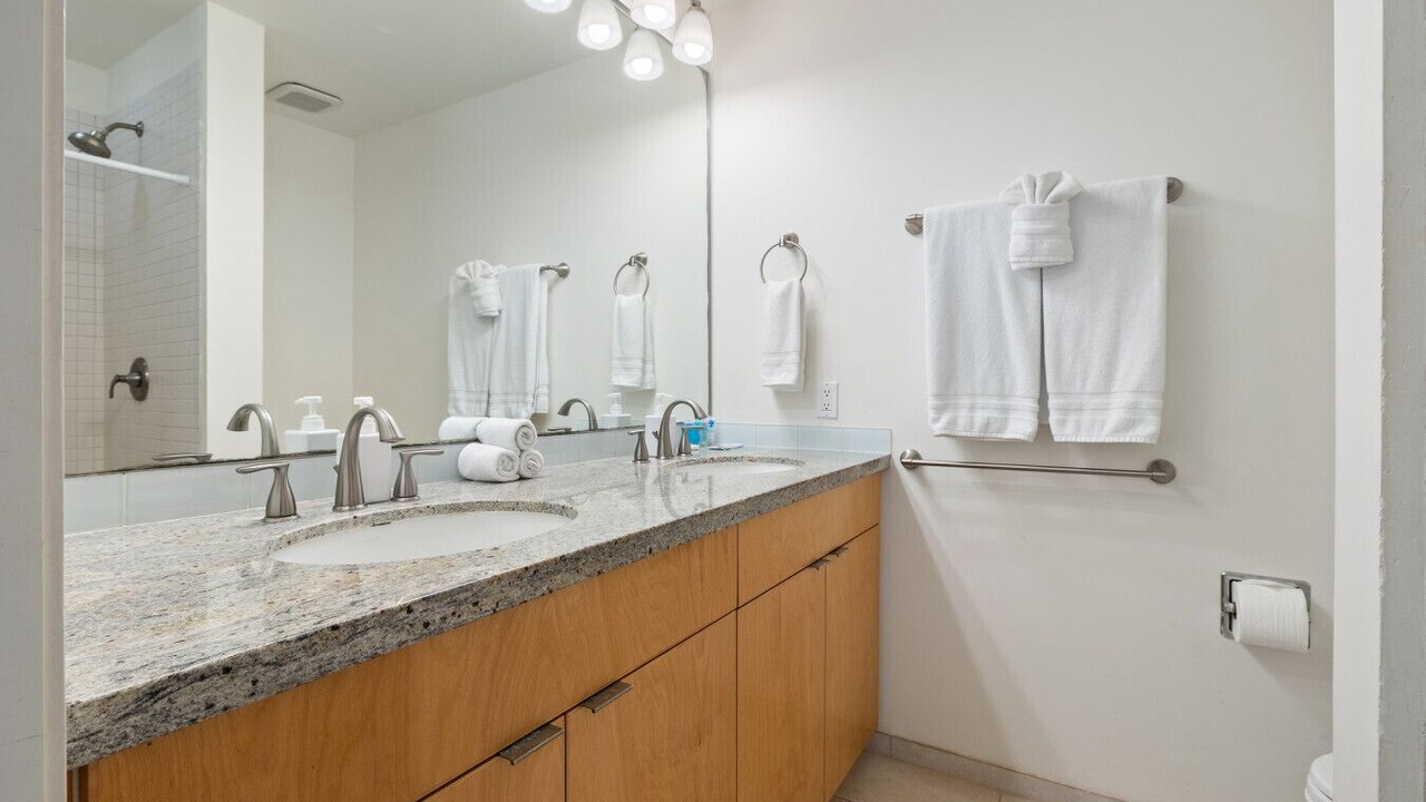 Photo of Bathroom in Kahuku