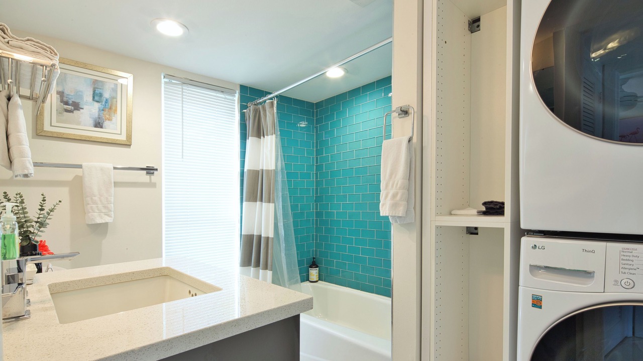 Photo of Bathroom in Bay Esplanade