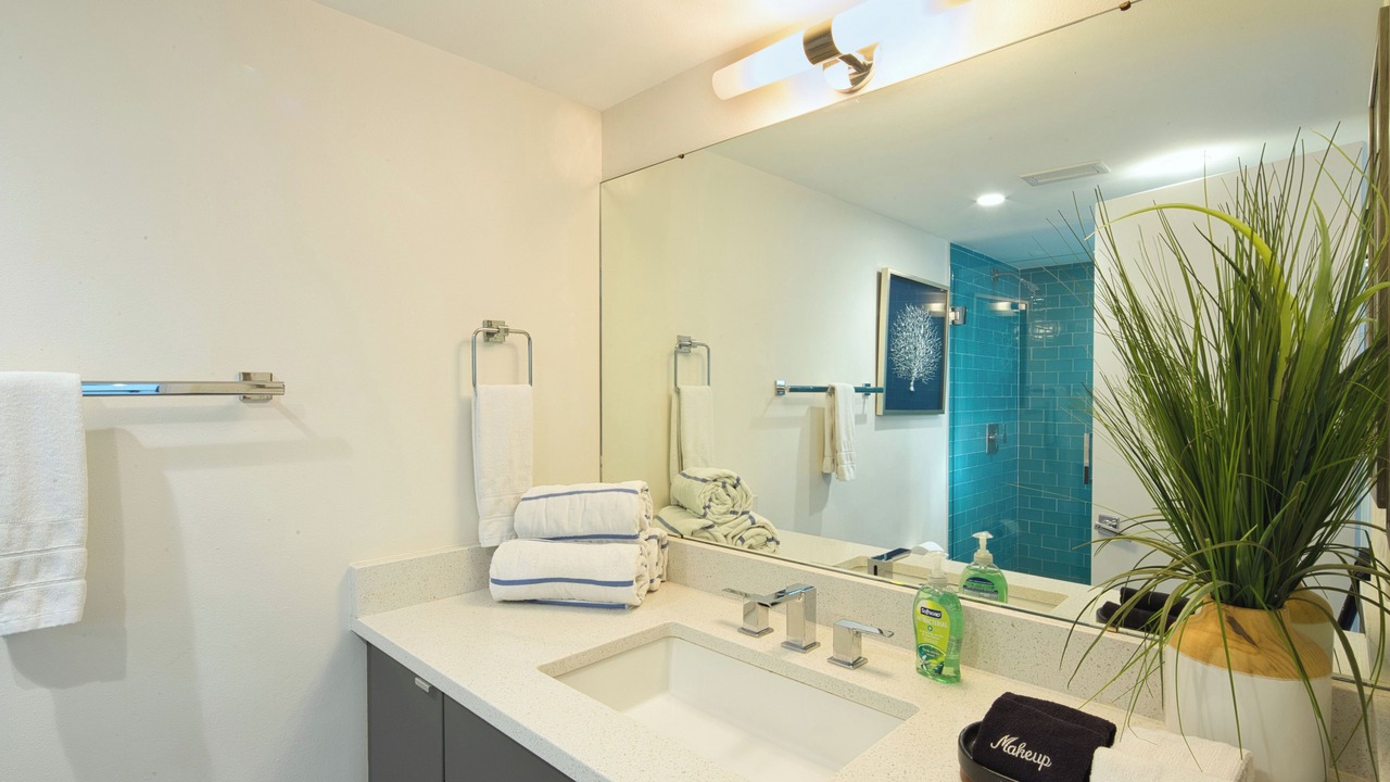 Photo of Bathroom in Bay Esplanade