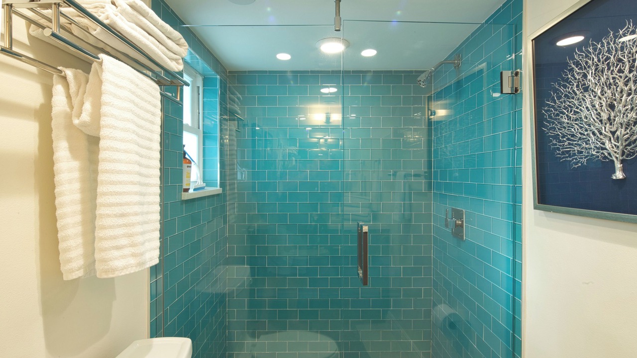 Photo of Bathroom in Bay Esplanade