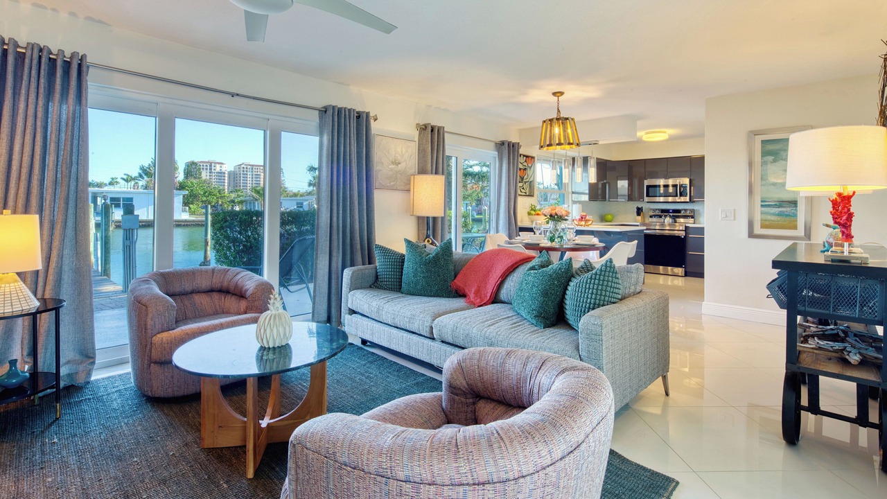 Photo of Livingroom in Bay Esplanade