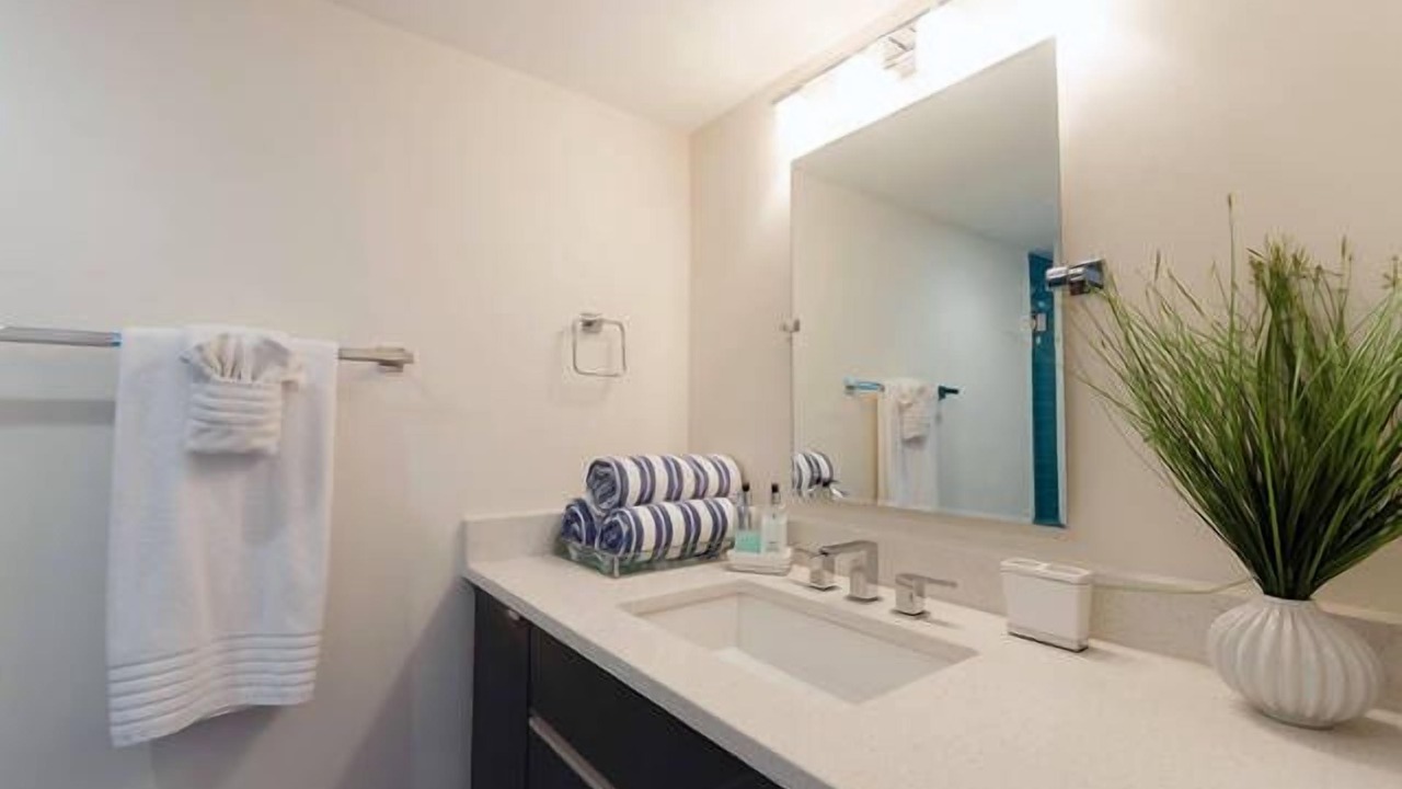 Photo of Bathroom in Bay Esplanade