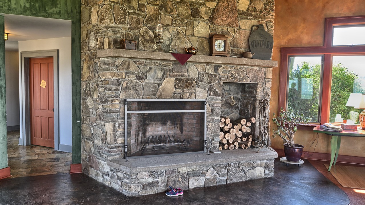 Photo of Livingroom in Sprout Brook