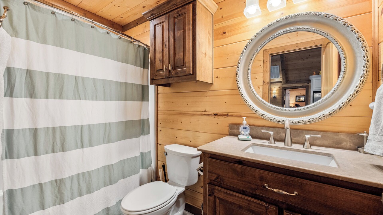 Photo of Bathroom in Broken Bow
